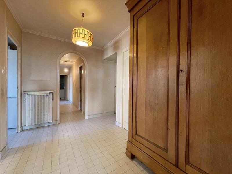 Appartement - 115 m² - 5 pièces