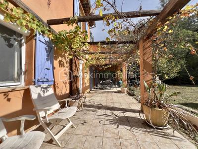 Maison traditionnelle - 126 m² - 5 pièces