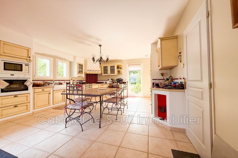 Villa - 224 m² - 8 pièces