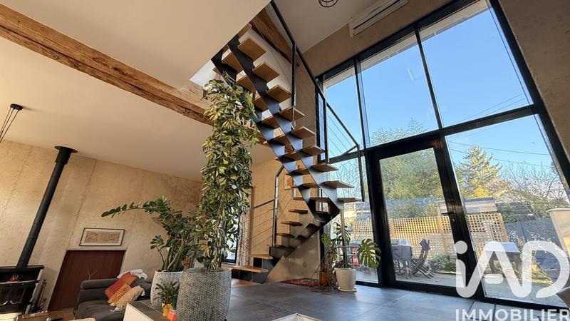 Maison - 215 m² - 6 pièces