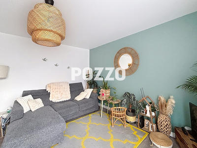 Maison - 91 m² - 5 pièces