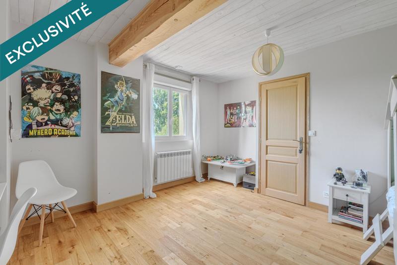 Maison - 440 m² - 11 pièces