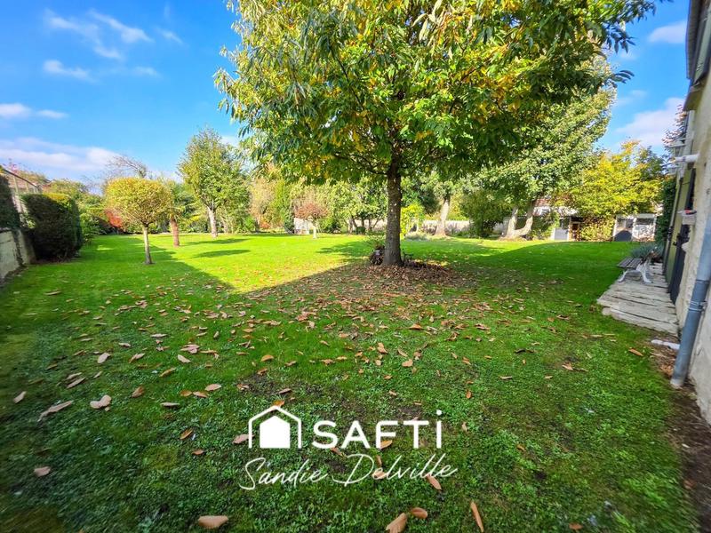 Propriété - 195 m² - 6 pièces