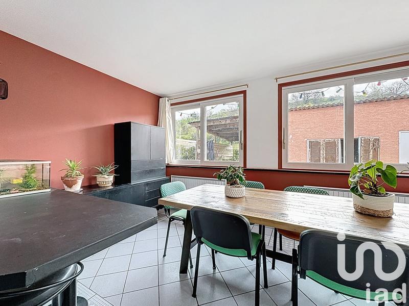 Maison - 231 m² - 9 pièces