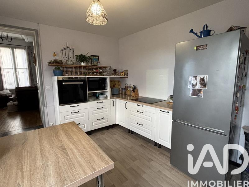 Maison - 317 m² - 12 pièces