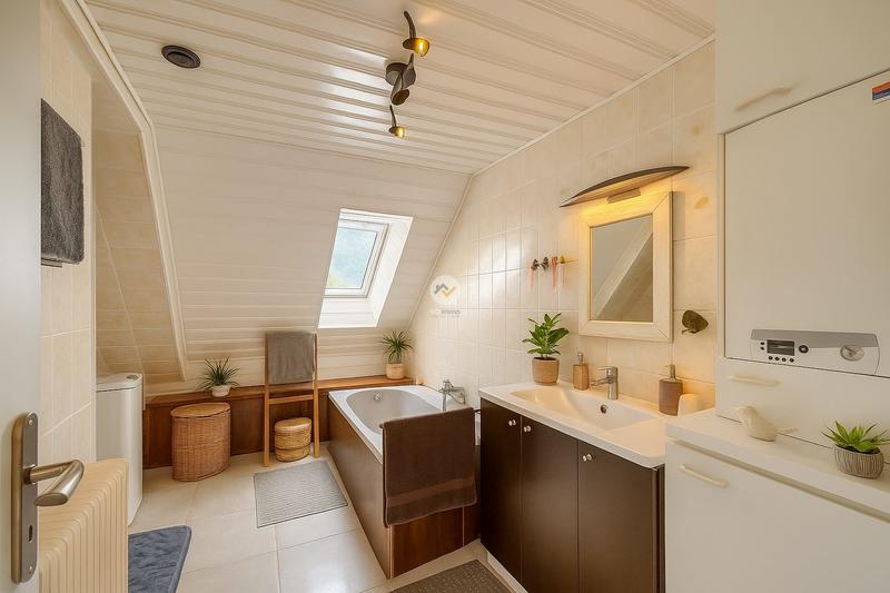 Appartement - 86 m² - 5 pièces