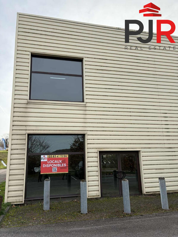 Local commercial - 882 m²