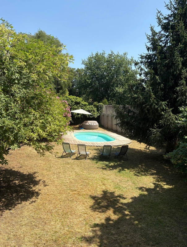 Maison de village - 280 m² - 10 pièces