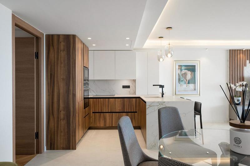 Appartement - 100 m² - 4 pièces