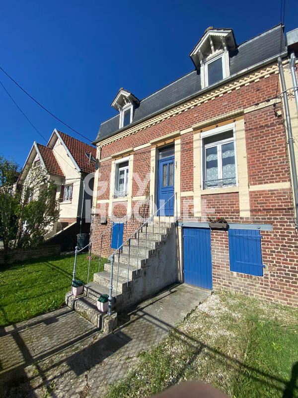 Maison - 101 m² - 5 pièces