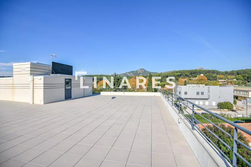 Bureau - 382 m² - 11 pièces