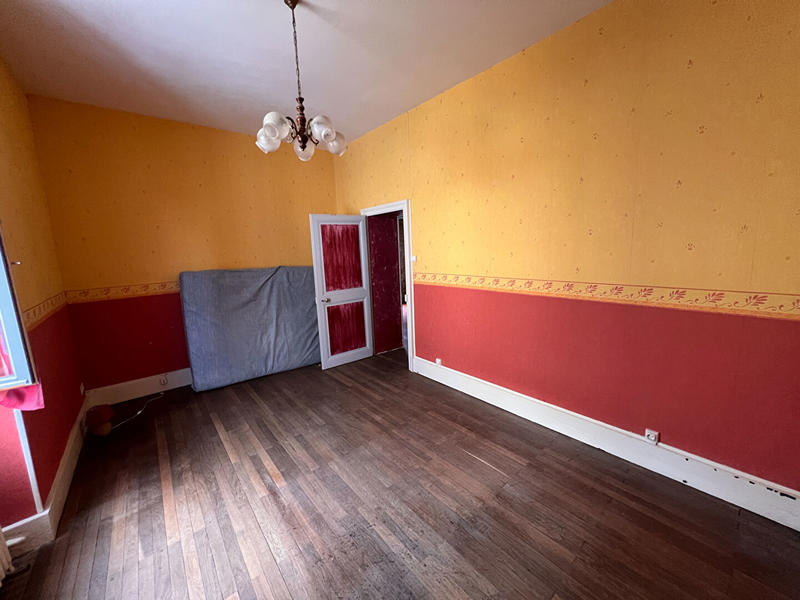 Maison - 140 m² - 7 pièces