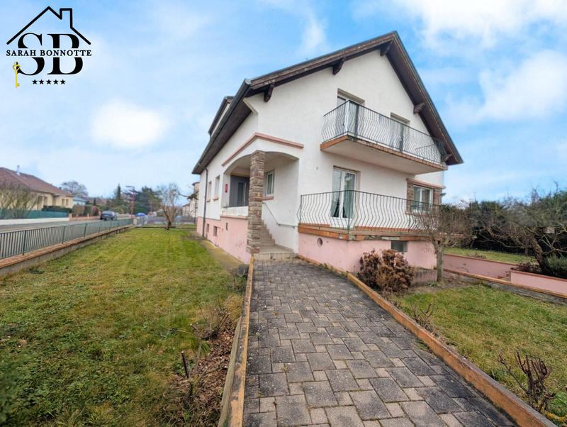 Maison - 190 m² - 8 pièces