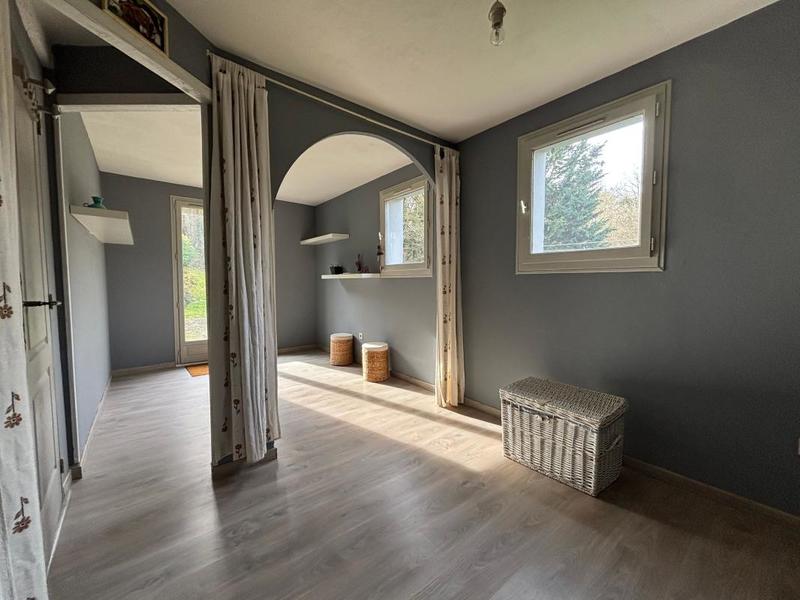 Maison - 169 m² - 4 pièces