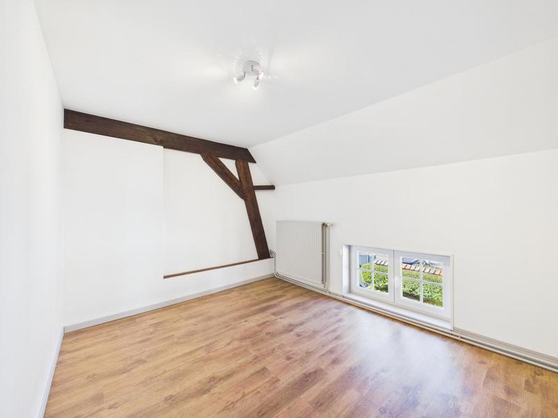 Maison - 190 m² - 6 pièces