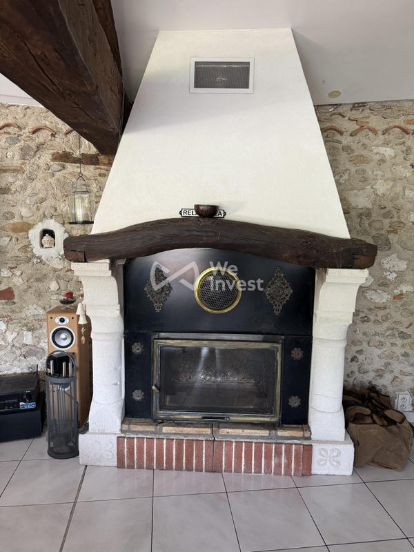 Maison - 269 m² - 9 pièces