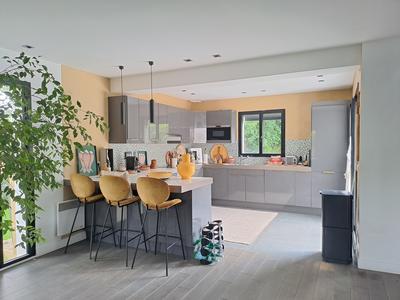 Villa - 152 m² - 6 pièces