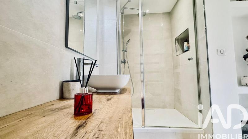 Maison - 200 m² - 6 pièces