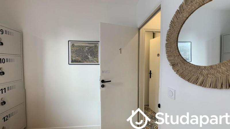 Chambre - 9 m² - 1 pièce