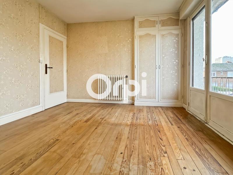 Maison - 93 m² - 5 pièces