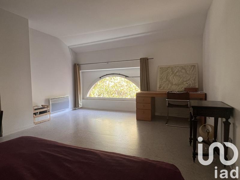 Maison - 283 m² - 11 pièces