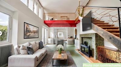 Maison - 233 m² - 8 pièces