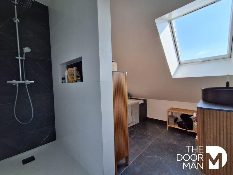 Maison - 102 m² - 6 pièces