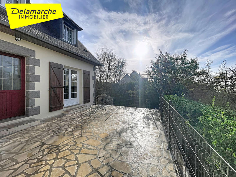 Maison - 130 m² - 8 pièces