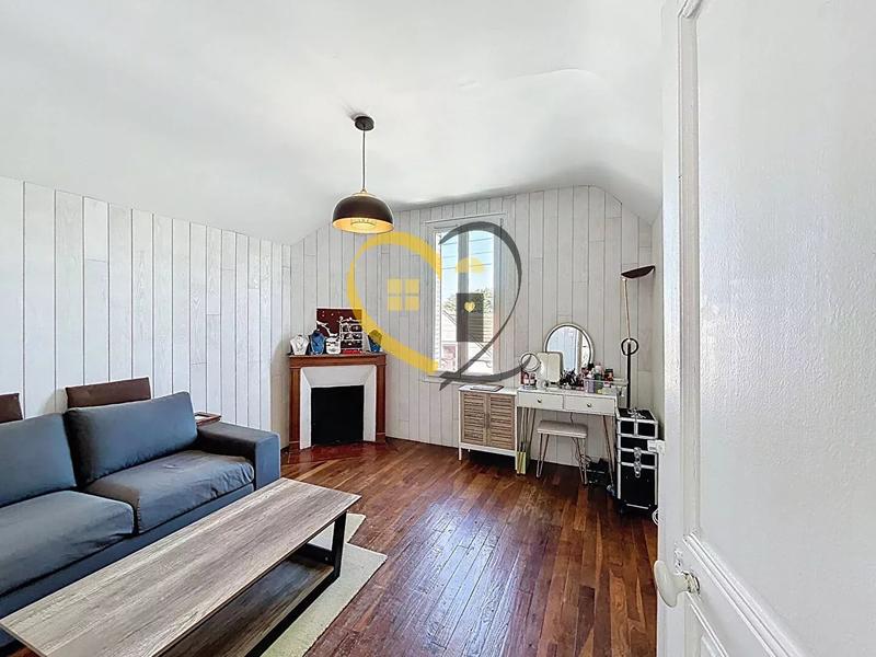 Maison - 104 m² - 6 pièces