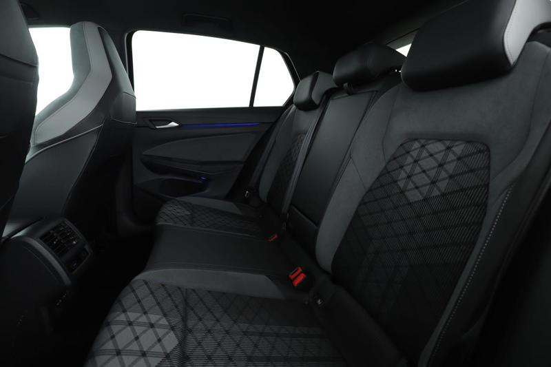 Volkswagen Golf VIII 1.5 eTSI Opf R-Line Dsg7 130 ch