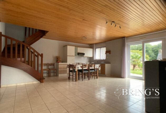 Maison - 87 m² - 4 pièces