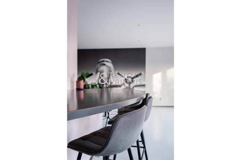 Maison - 223 m² - 6 pièces