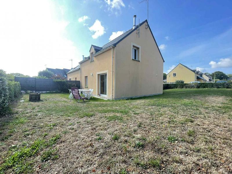 Maison - 94 m² - 5 pièces