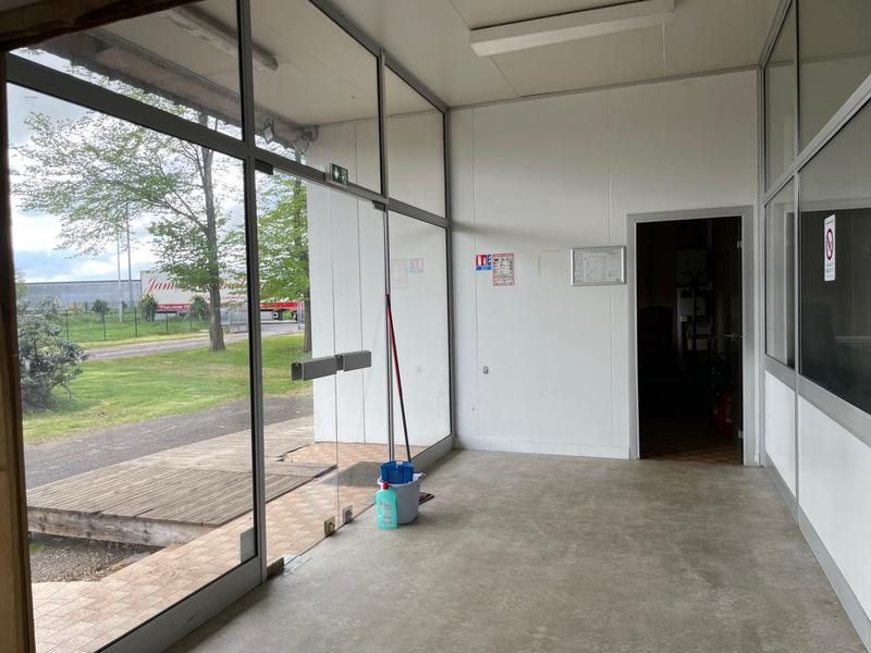 Local commercial - 700 m²