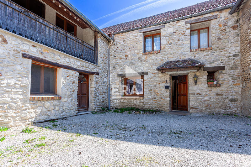 Maison - 176 m² - 7 pièces