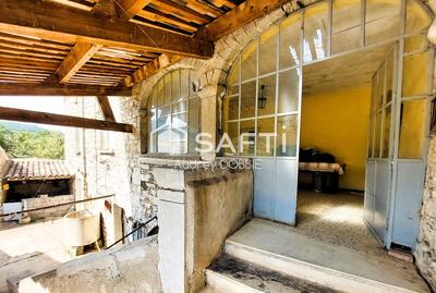 Maison - 123 m² - 8 pièces