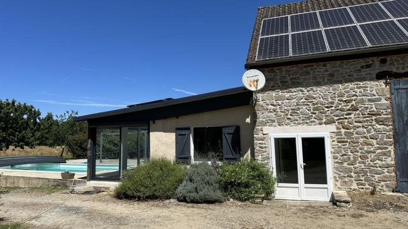 Maison - 75 m² - 5 pièces