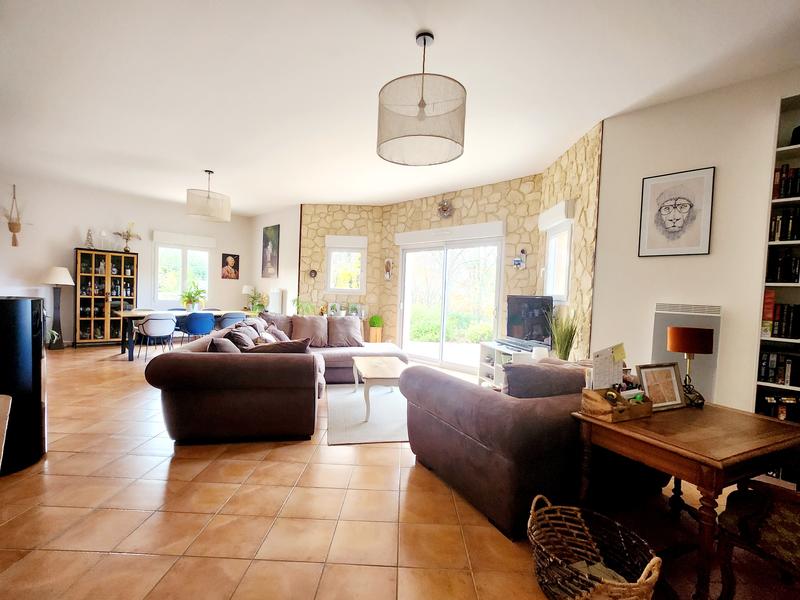 Maison - 127 m² - 6 pièces