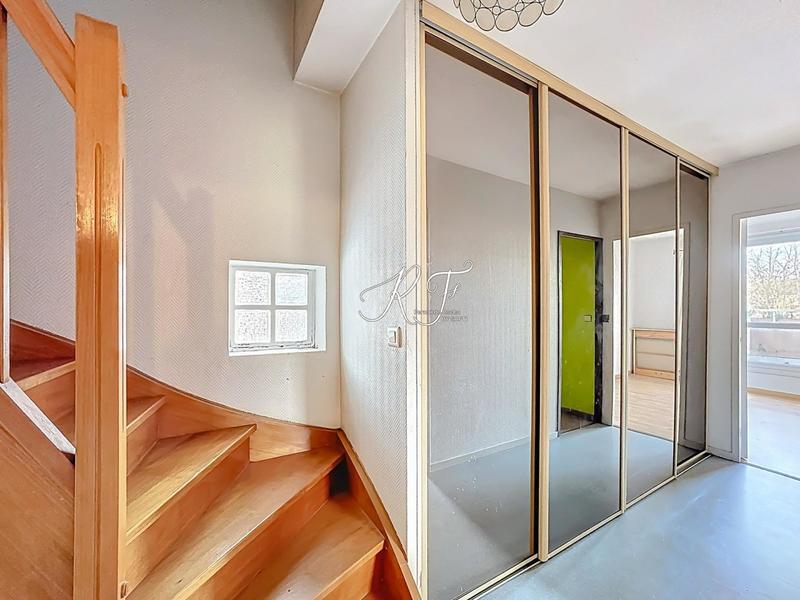 Duplex - 115 m² - 6 pièces