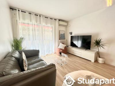 Chambre - 24 m² - 1 pièce