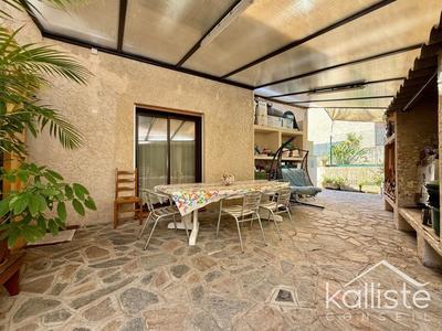 Maison - 104 m² - 5 pièces