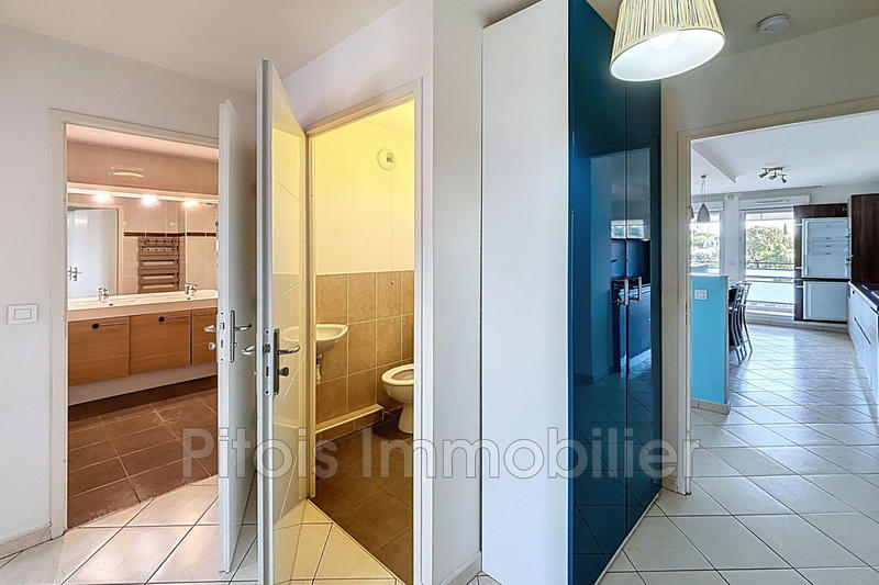 Appartement - 75 m² - 3 pièces