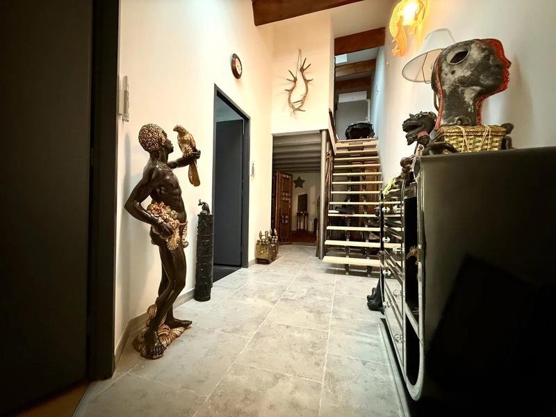 Appartement - 110 m² - 3 pièces