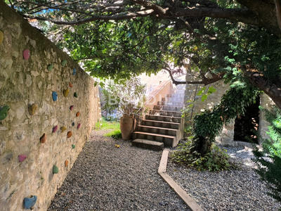 Maison de village - 87 m² - 5 pièces