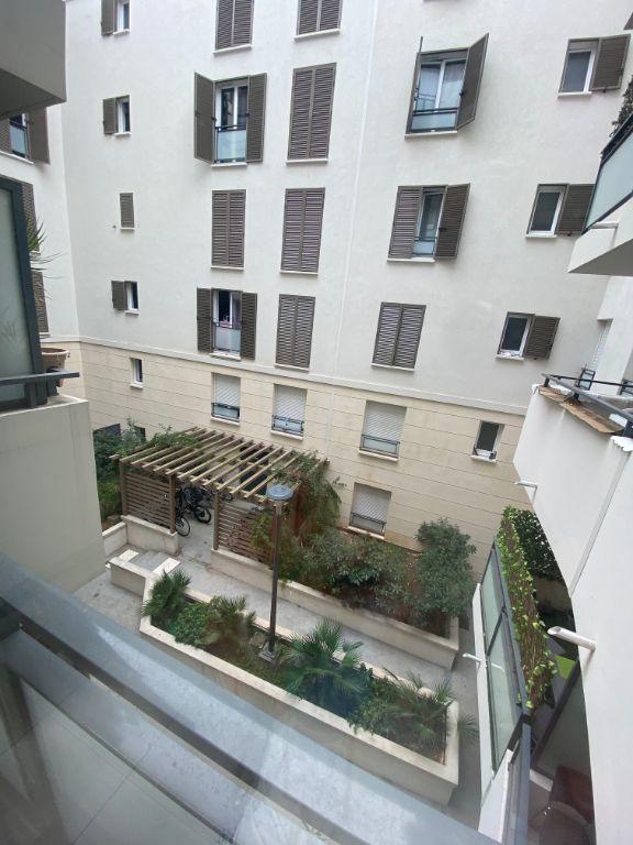 Studio - 23 m² - 1 pièce