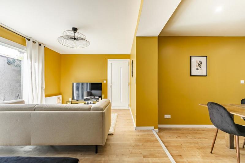 Chambre - 11 m² - 1 pièce