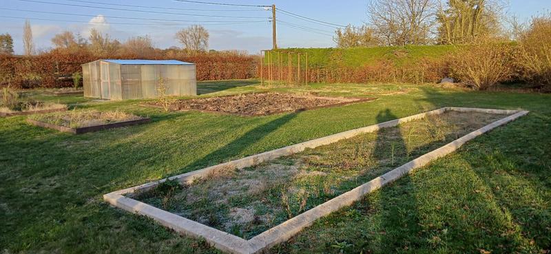 Maison - 86 m² - 4 pièces