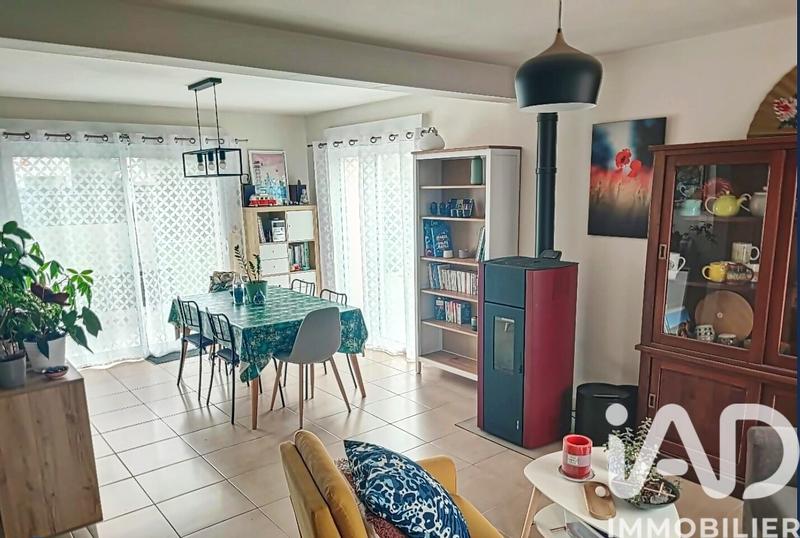 Maison - 88 m² - 4 pièces