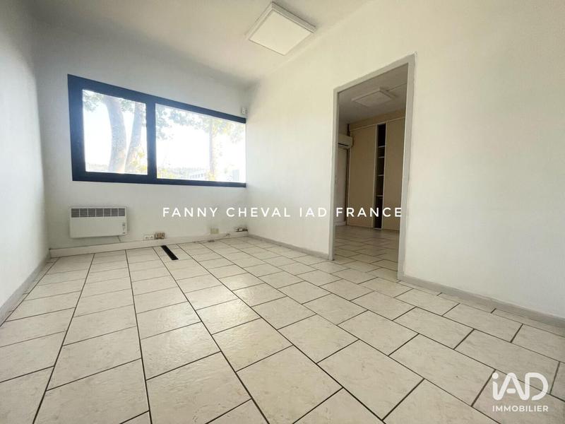 Local commercial - 72 m² - 5 pièces