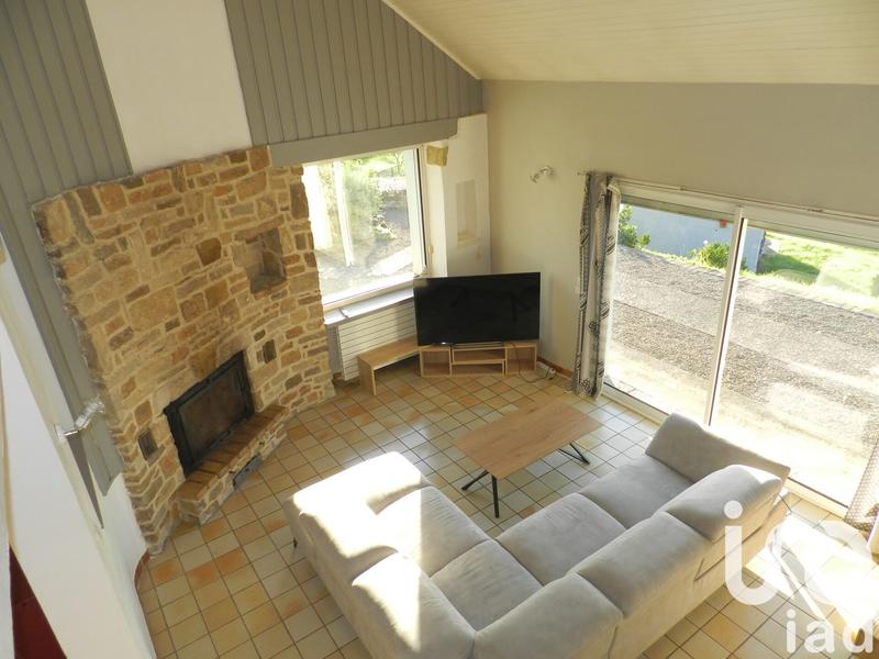 Maison - 240 m² - 9 pièces